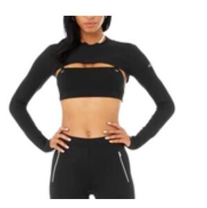 Alo thrill seeker shrug set